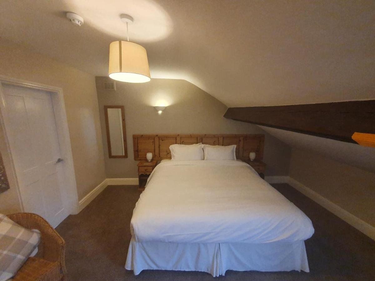 Swiss House B&B Каслтон Екстер'єр фото